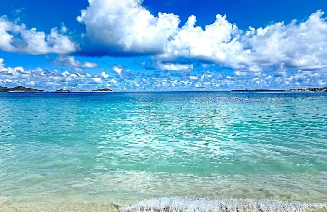 Princess Blue, 3Bdr, Beach Front Deluxe, Orient Bay, Pool, Wifi 100 Mps-1